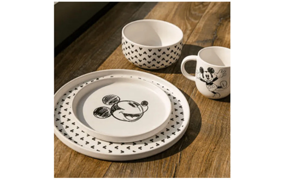 Disney Mickey Mouse Collection - 4-piece Ceramic Dinnerware Set HKP1007-WHT Gift card