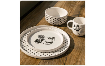 Disney Mickey Mouse Collection - 4-piece Ceramic Dinnerware Set HKP1007-WHT