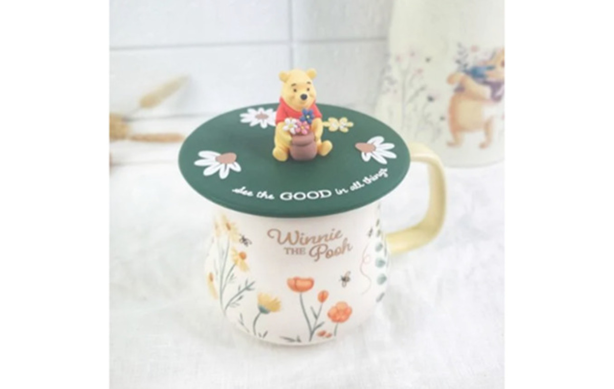Disney Winnie The Pooh Collection - Ceramic Mug with Silicone Lid (Green) HDC1089-GRN Gift card