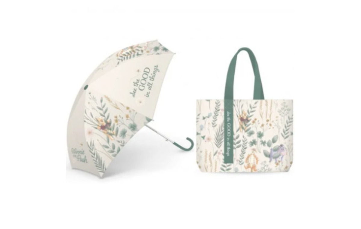 Disney Winnie The Pooh Collection - Foldable Umbrella with Bag (Green) UMO1000-GRN Gift card